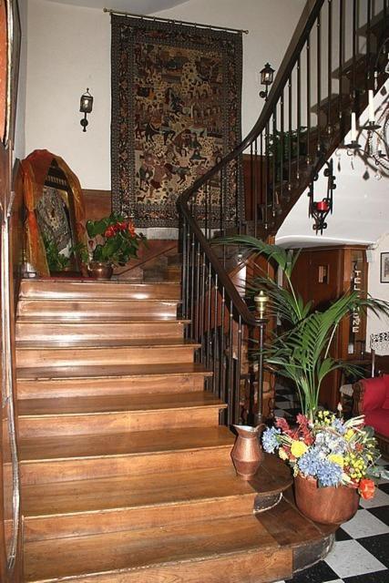 Hotel Le Mont Royal Réalmont Zewnętrze zdjęcie